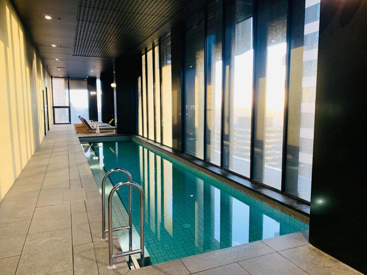 Melbourne Cbd Empire Apartment Екстер'єр фото